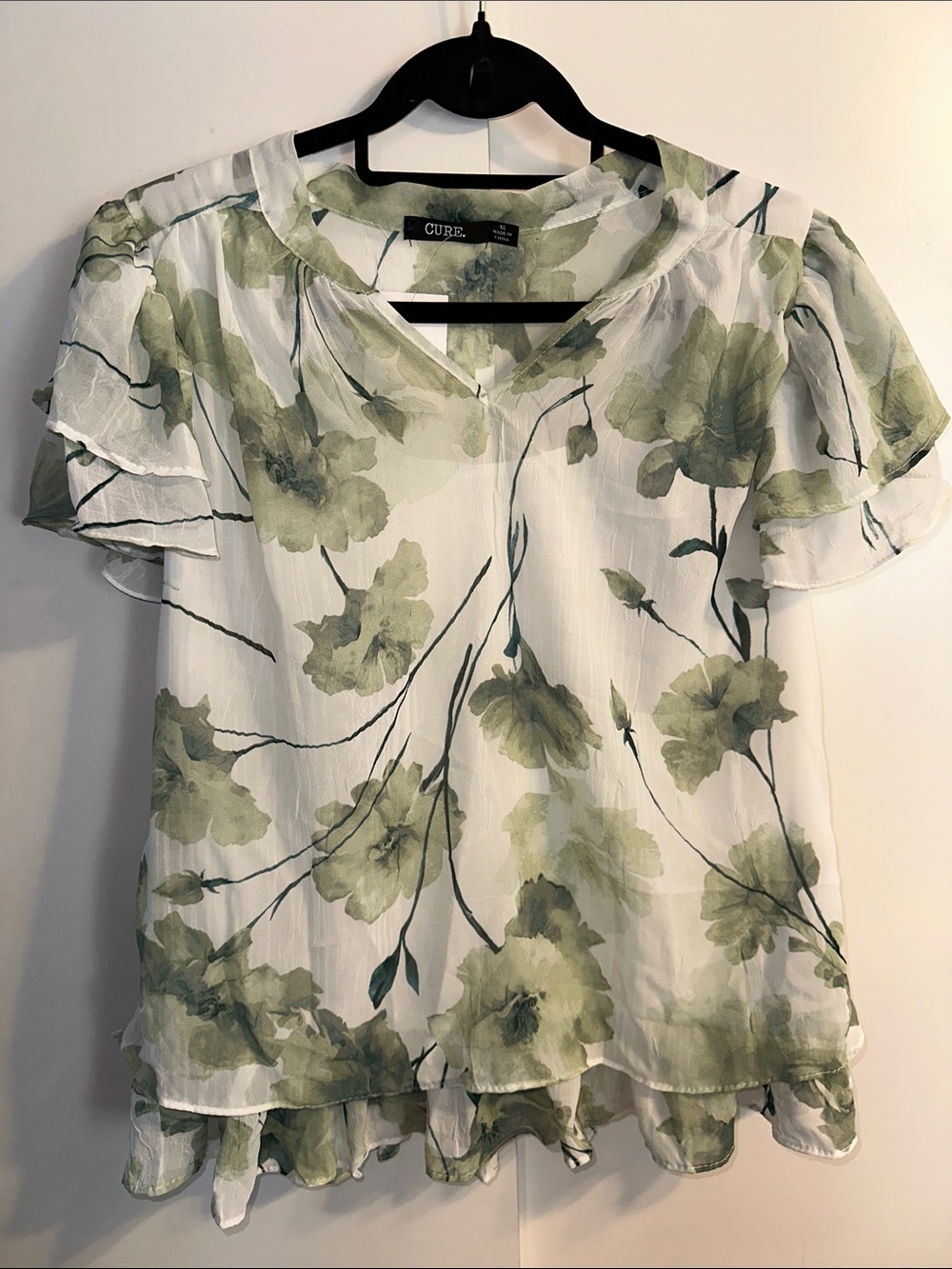 CUBE Floral V-Neck Ruffle Sleeve Blouse - Green/White